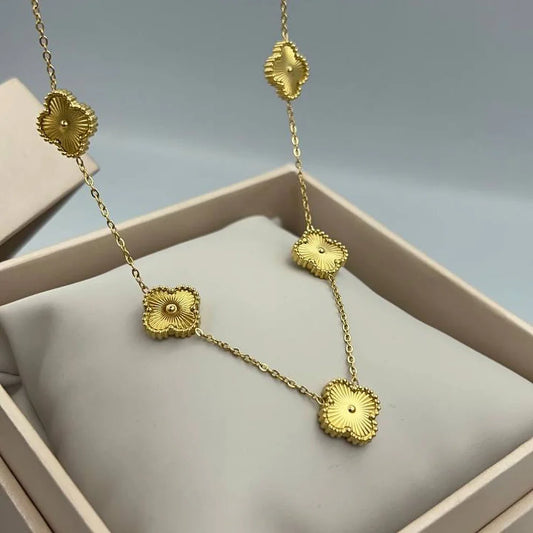 Vera Clover Necklace - Gold
