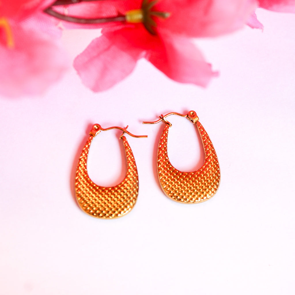 Stella Hoop Earrings