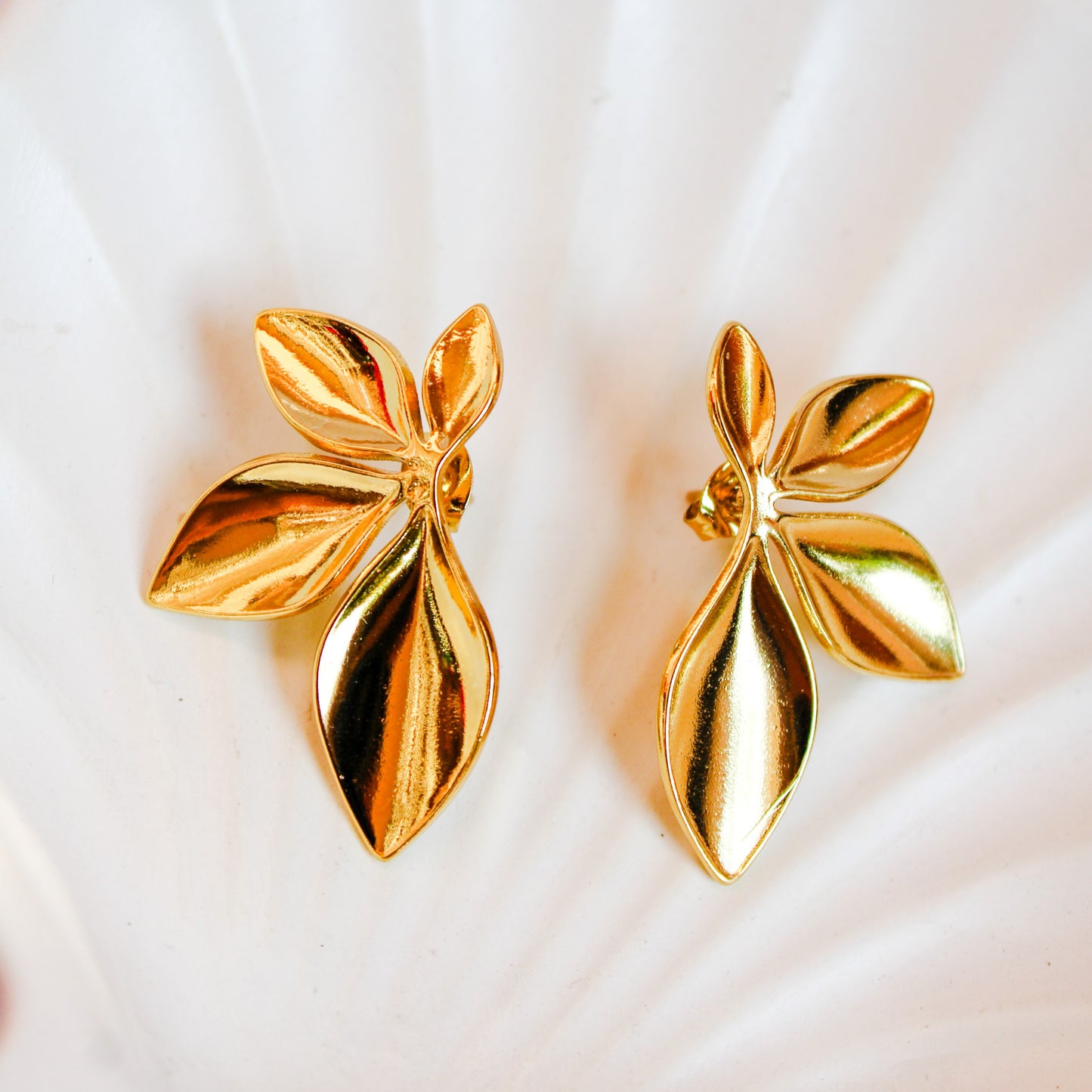 Lily Earrings