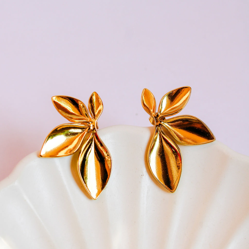 Lily Floral Earrings