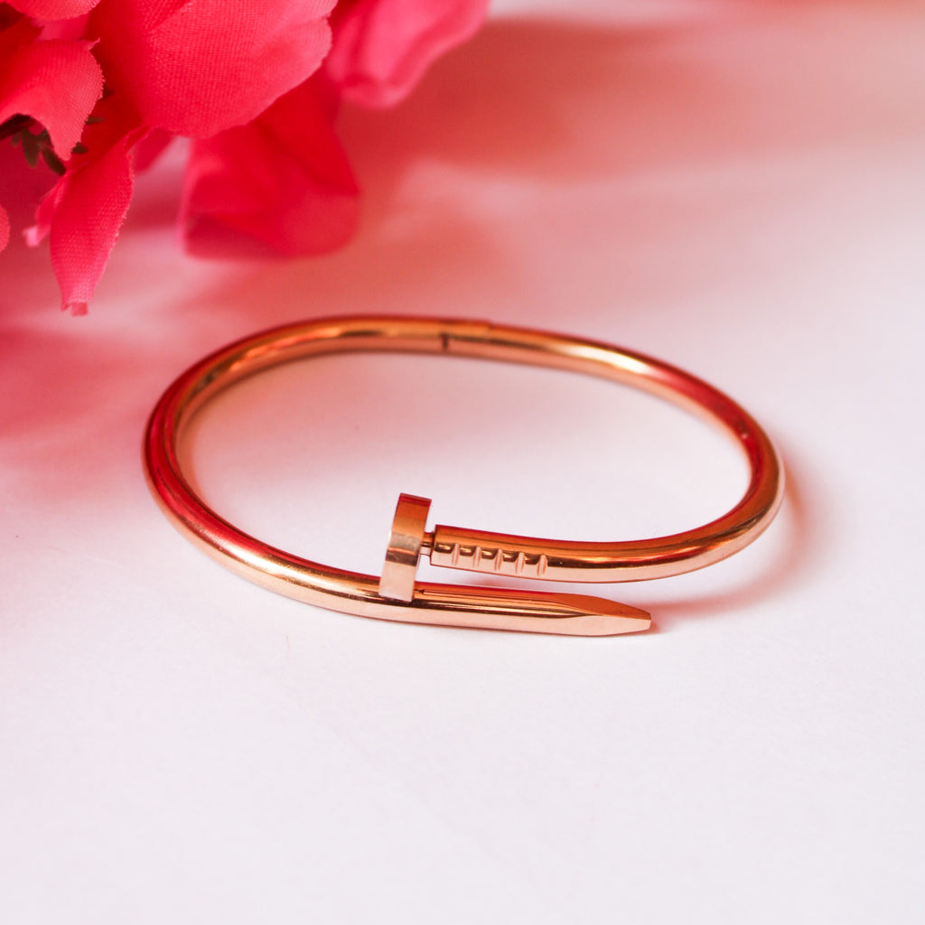 Cleo Nail Bracelet