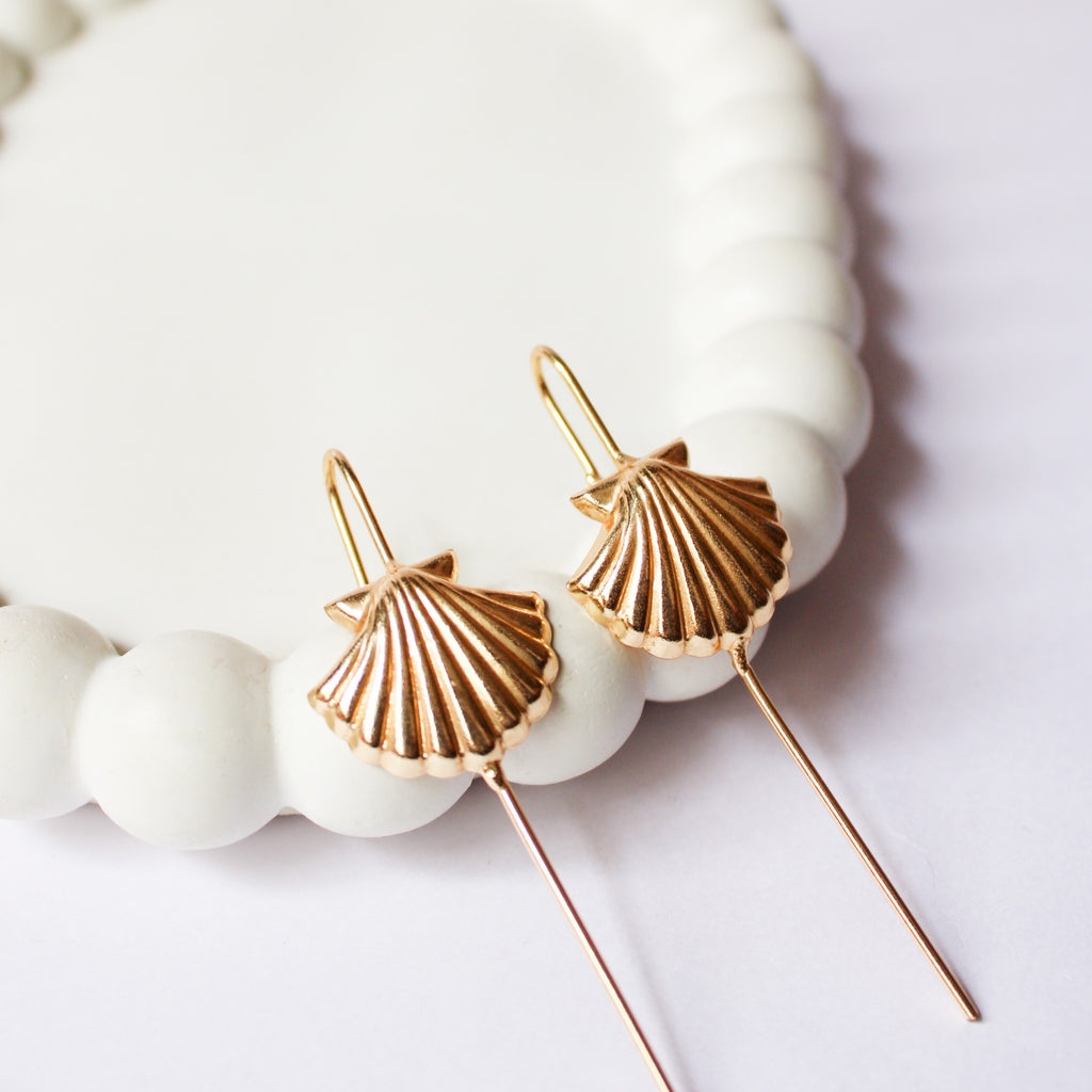Shell Gold Earcuffs