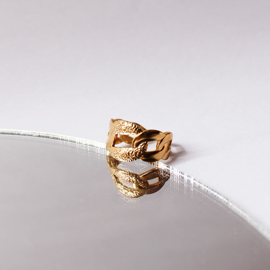 Ella Statement Ring