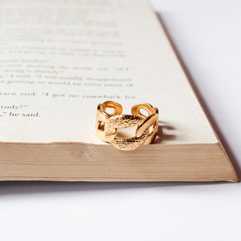 Ella Statement Ring
