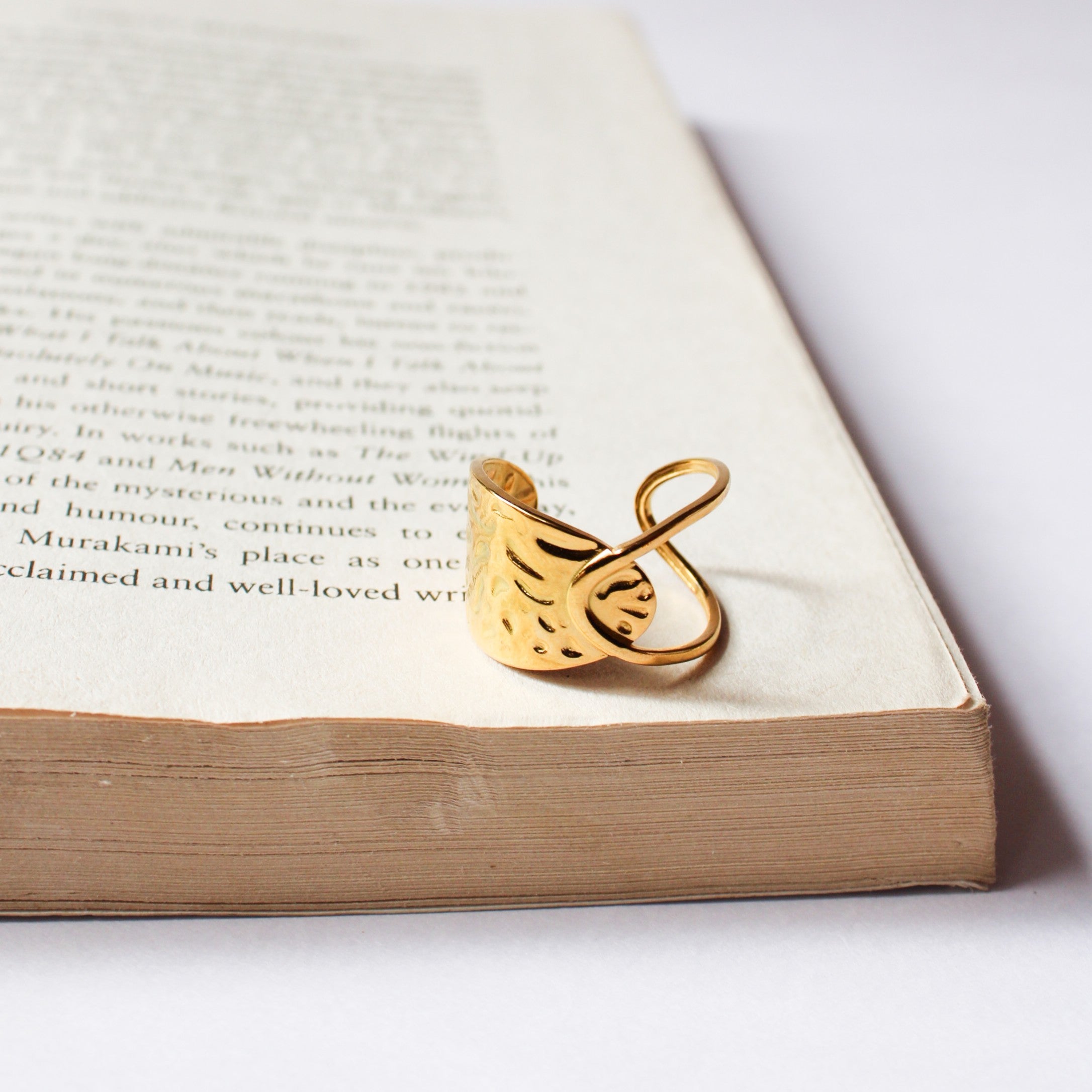 Amara Adjustable Ring