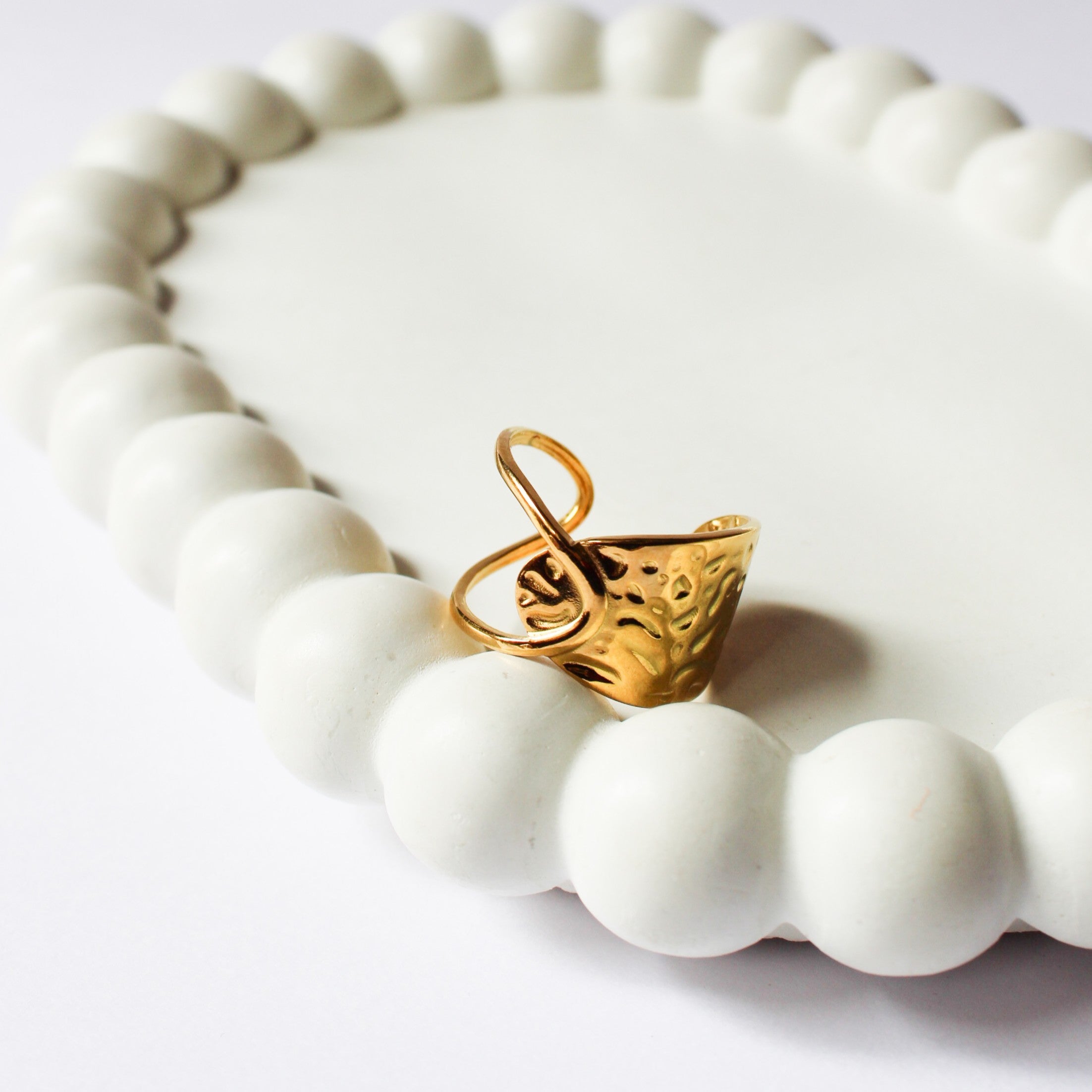 Amara Adjustable Ring