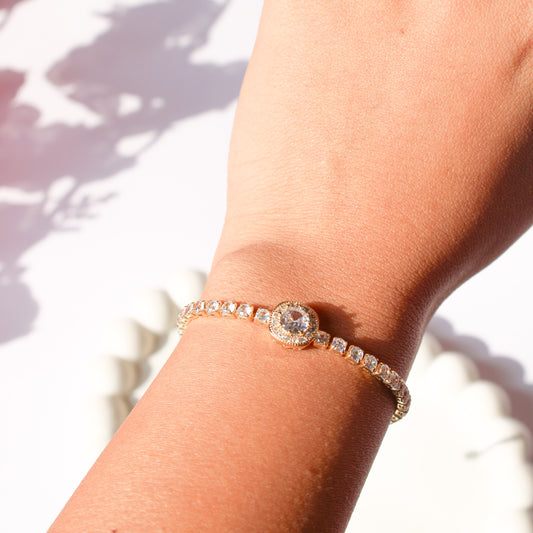 Amelia Gold Zircon Bracelet – 18K Gold Plated White Zirconia Bracelet for Women